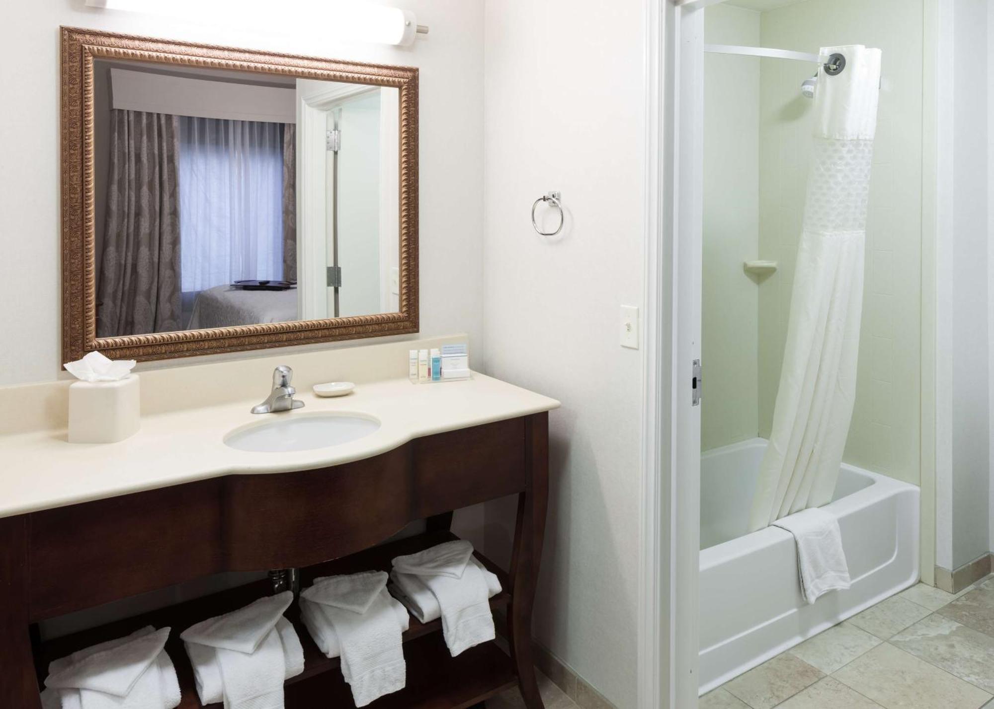 Hampton Inn & Suites Westford-Chelmsford Zewnętrze zdjęcie